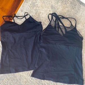 Alo workout tops (both)